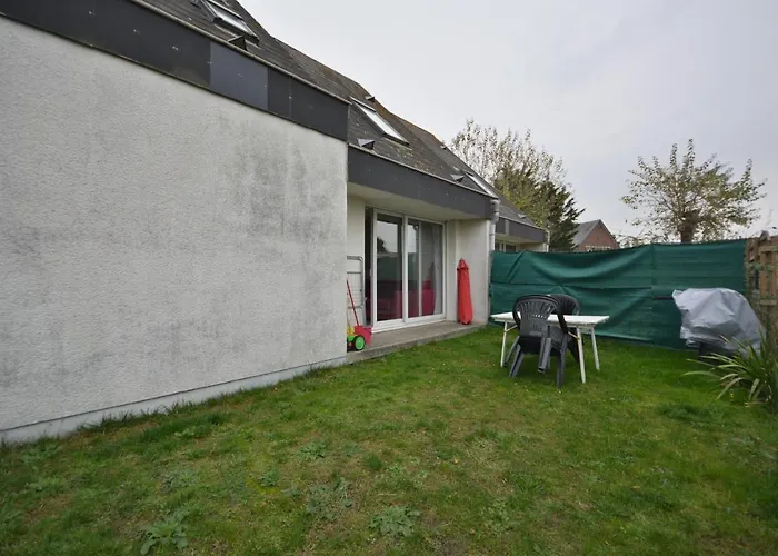 Holiday home Charmante Maison A 100 M De La Du Crotoy *